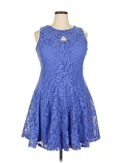 Pre-owned Danny & Nicole Cocktail Dress In Blue