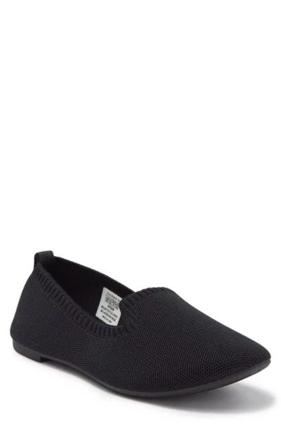Danskin Dream Knit Flat In Black