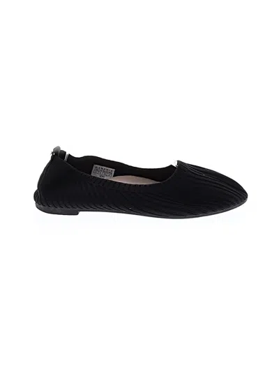 Pre-owned Danskin Flats In Black