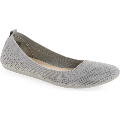 Danskin Knit Ballerina Flat In Grey