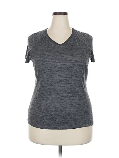 Pre-owned Danskin Now Active T-shirt In Gray