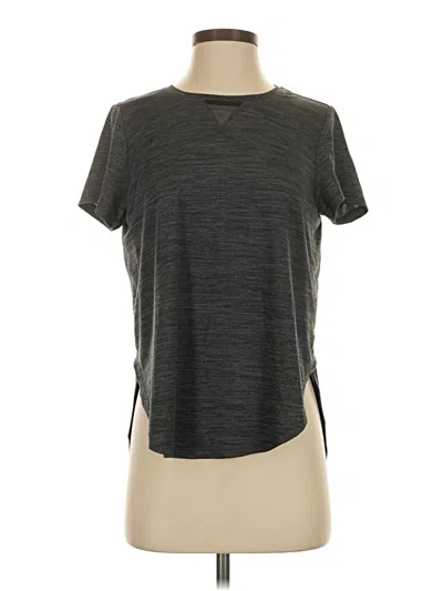 Pre-owned Danskin Now Active T-shirt In Gray