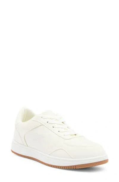 Danskin Two-toned Court Sneaker In White/gum