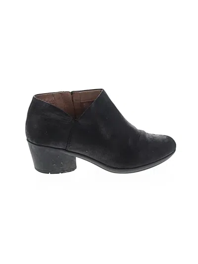 Pre-owned Dansko Ankle Boots In Black