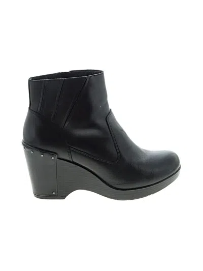 Pre-owned Dansko Ankle Boots In Black