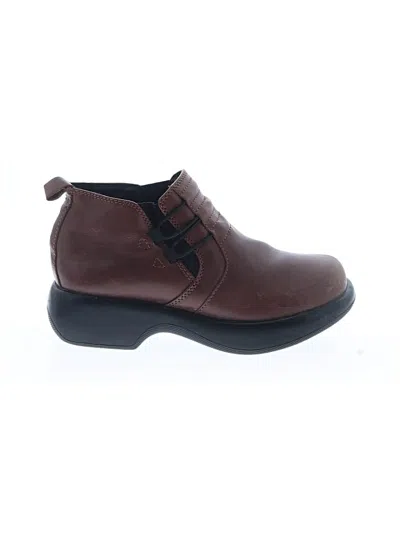 Pre-owned Dansko Ankle Boots In Brown