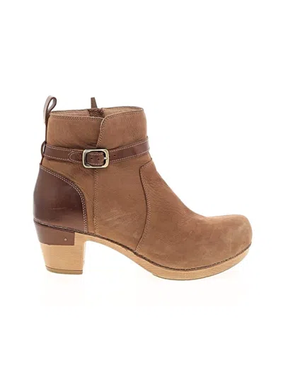 Pre-owned Dansko Ankle Boots In Brown