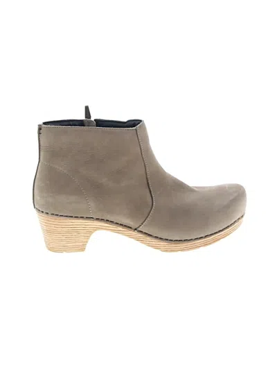 Pre-owned Dansko Ankle Boots In Gray