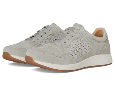 DANSKO CATIE
