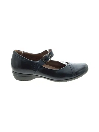 Pre-owned Dansko Flats In Blue
