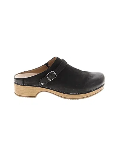 Pre-owned Dansko Mule/clog In Black
