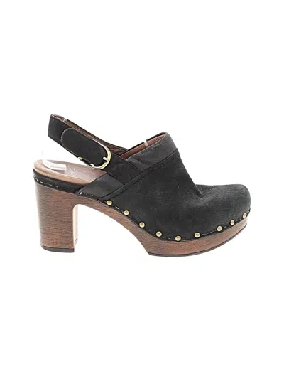 Pre-owned Dansko Mule/clog In Black