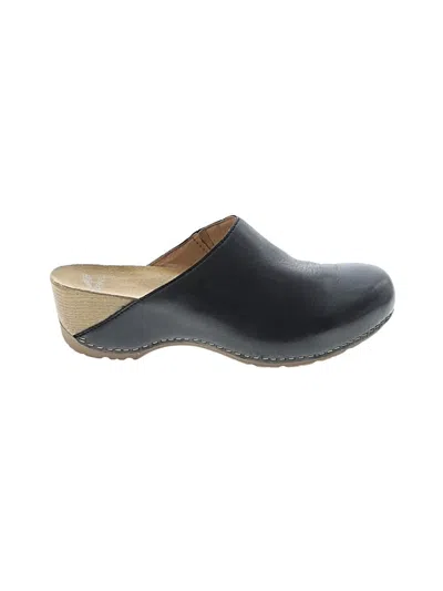 Pre-owned Dansko Mule/clog In Black