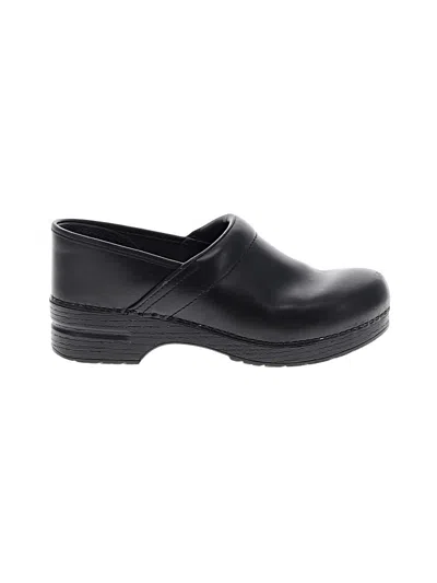 Pre-owned Dansko Mule/clog In Black