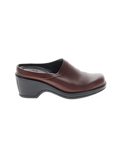 Pre-owned Dansko Mule/clog In Brown