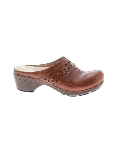 Pre-owned Dansko Mule/clog In Brown
