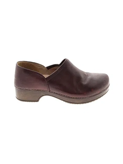 Pre-owned Dansko Mule/clog In Burgundy
