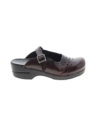Pre-owned Dansko Mule/clog In Burgundy