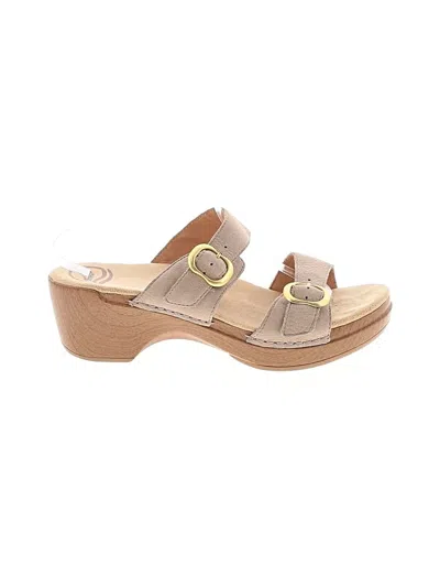 Pre-owned Dansko Sandals In Gray