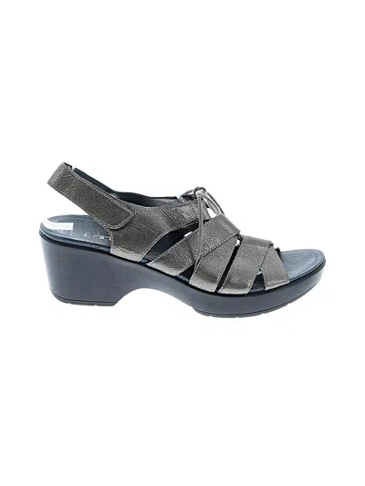 Pre-owned Dansko Sandals In Gray