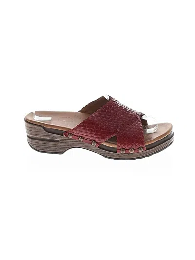 Pre-owned Dansko Sandals In Red