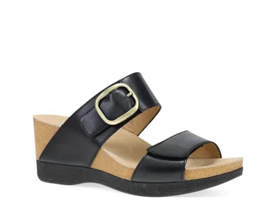 Dansko Shannon Wedge Sandal In Black