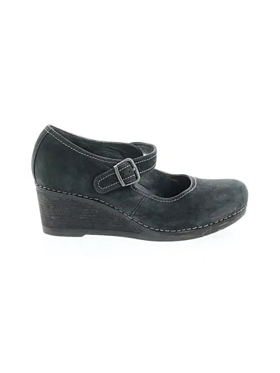 Pre-owned Dansko Wedges In Black
