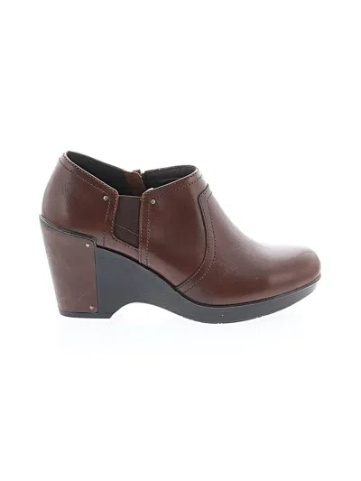 Pre-owned Dansko Wedges In Brown