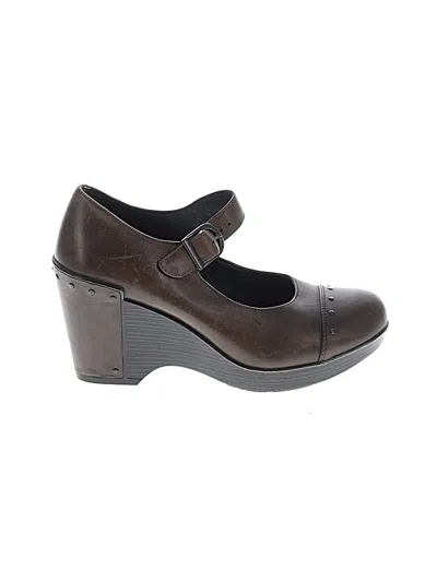 Pre-owned Dansko Wedges In Brown