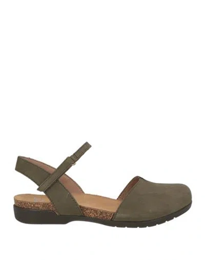 Dansko Woman Ballet Flats Military Green Size 7 Leather