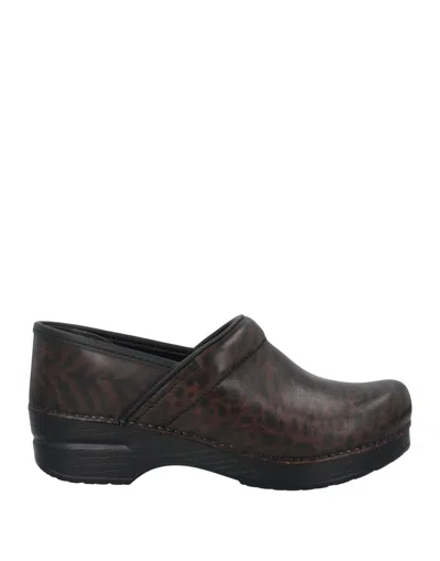 Dansko Classic  Slut In Antique Brown Leather