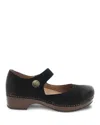 Dansko Women's Beatrice Clog In Black In Black