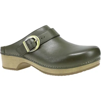 Dansko Women's Ivy Calf Leather Clog In Tan In Green