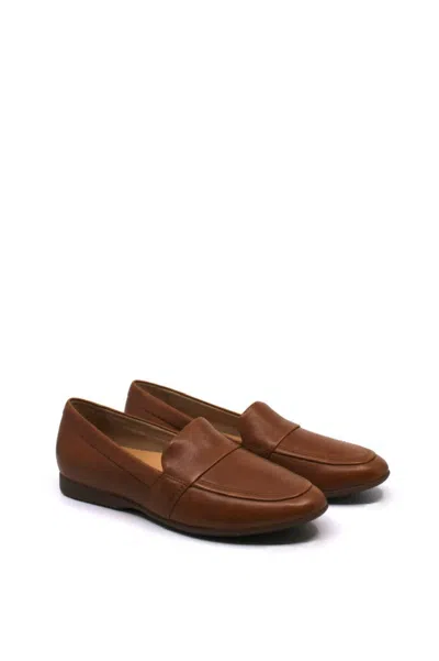 Dansko Women's Linden Loafer In Luggage Nappa Flat
