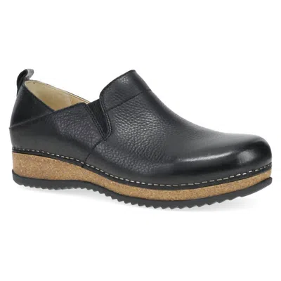 DANSKO WOMEN'S MEARA CLOG IN BLACK WAXY MILLED