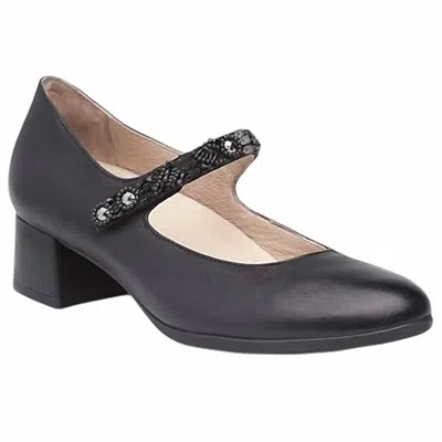 Dansko Women's Pearlina Burnished Nubuck Shoes In Black