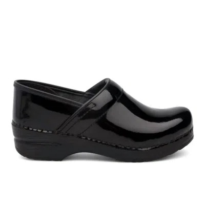 Dansko Professional Womens Solid Patent Leather Clogs In Black