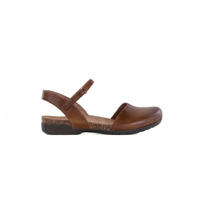 Dansko Rowan Flat In Tan