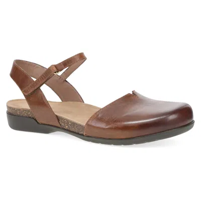 DANSKO WOMEN'S ROWAN WAXY BURNISHED SANDAL IN TAN