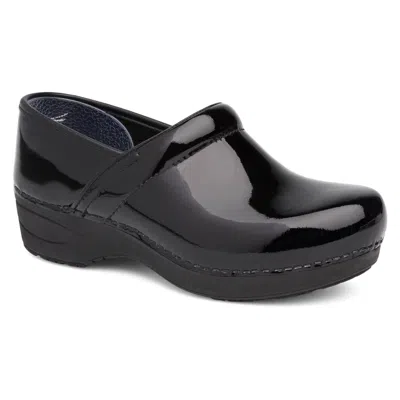 Dansko Professional Womens Solid Patent Leather Clogs In Black