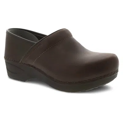 Dansko Xp 2.0 Waterproof Clog In Brown