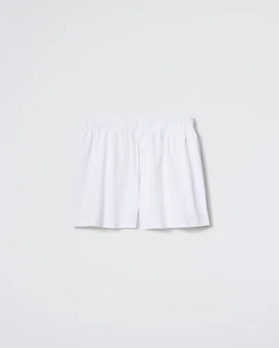 Daphne The Hannah Short In White