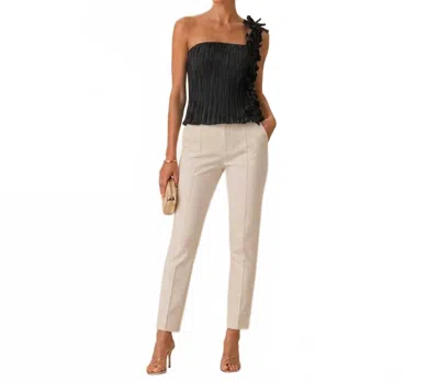 Daphne Valente Garland Top In Black