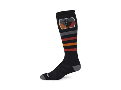 Darn Tough Vermont Beer Badge Thermolite Otc Midweight With Cushion Men's Crew Cut Socks Shoes Black: Md (us 8-9.5)