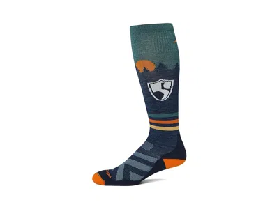 Darn Tough Vermont High Fives Otc Midweight With Cushion Men's Crew Cut Socks Shoes Eclipse: Xl (us 12.5-14.5) In Green