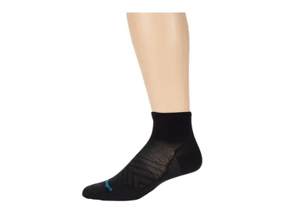 Darn Tough Vermont Run 1/4 Ultra-lightweight Women's Crew Cut Socks Shoes Black: Lg (us 10-11.5)