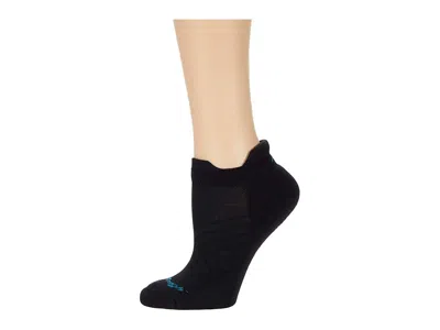 Darn Tough Vermont Run Coolmax No Show Tab Ultra-lightweight With Cushion Women's Crew Cut Socks Shoes Black: Lg (us 10