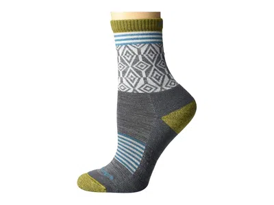 Darn Tough Vermont Sobo Micro Crew Lightweight With Cushion Women's Crew Cut Socks Shoes Gray: Sm (us 4.5-7) In Blue