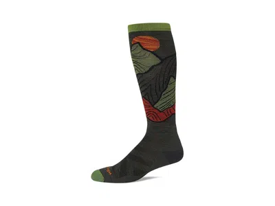 Darn Tough Vermont Titan Otc Lightweight With Cushion Men's Crew Cut Socks Shoes Forest: Md (us 8-9.5) In Green