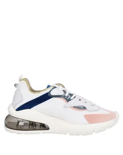 Date Sneakers In White